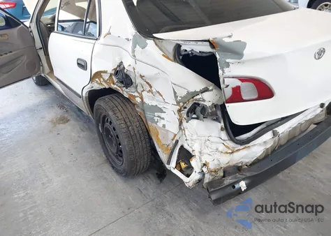 1999 Toyota Corolla Ce z USA, uszkodzony, nr VIN 2T1BR12E7XC192398